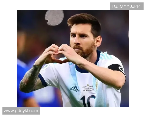 18岁时最帅的足球明星们青春风采尽显引领潮流的魅力瞬间