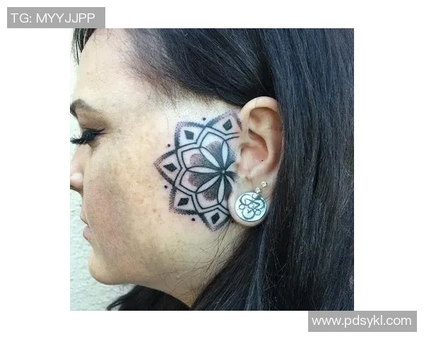 足球明星的笑脸纹身背后故事揭示了他们的奋斗与梦想